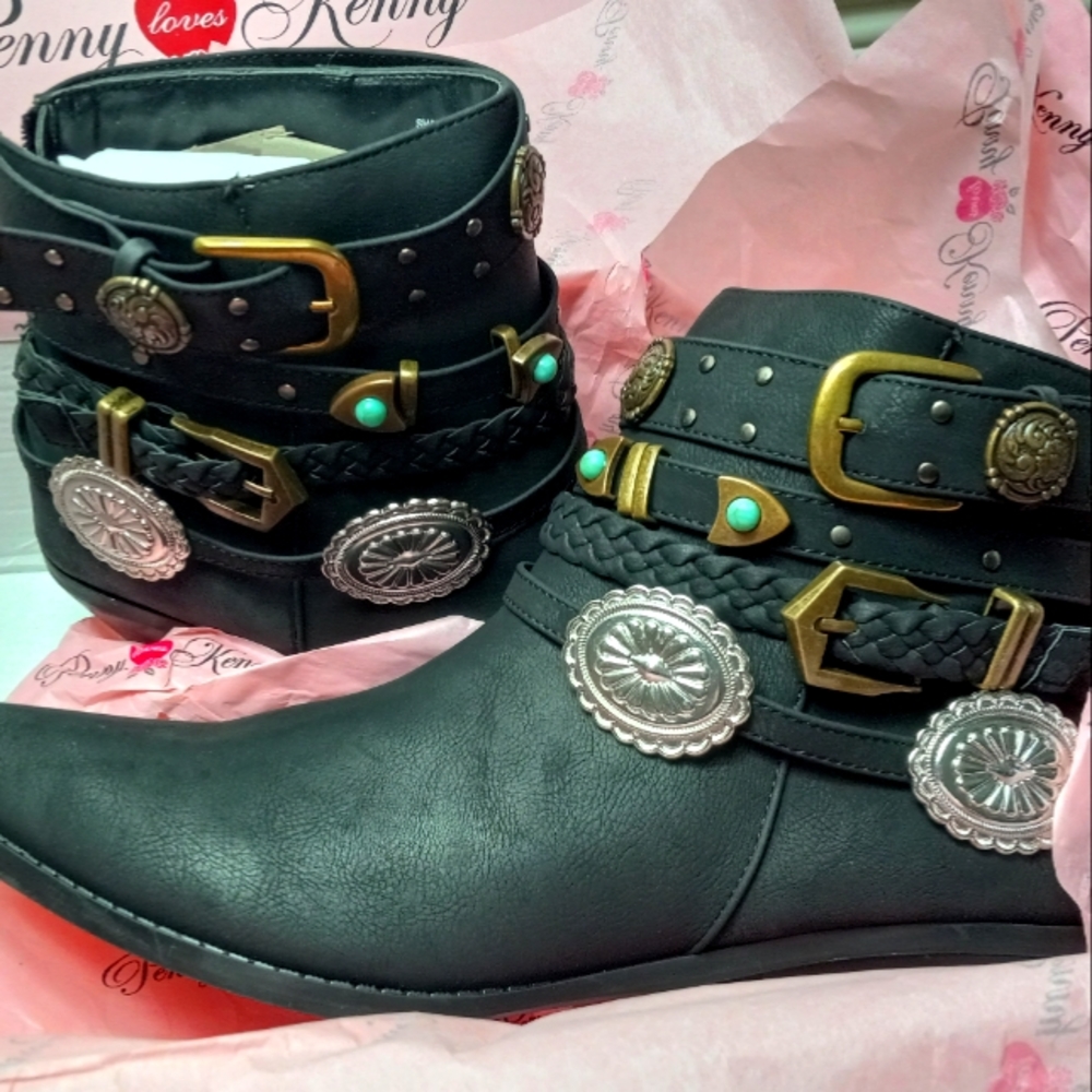 Penny Loves Kenny Shane Western Ankle Boot